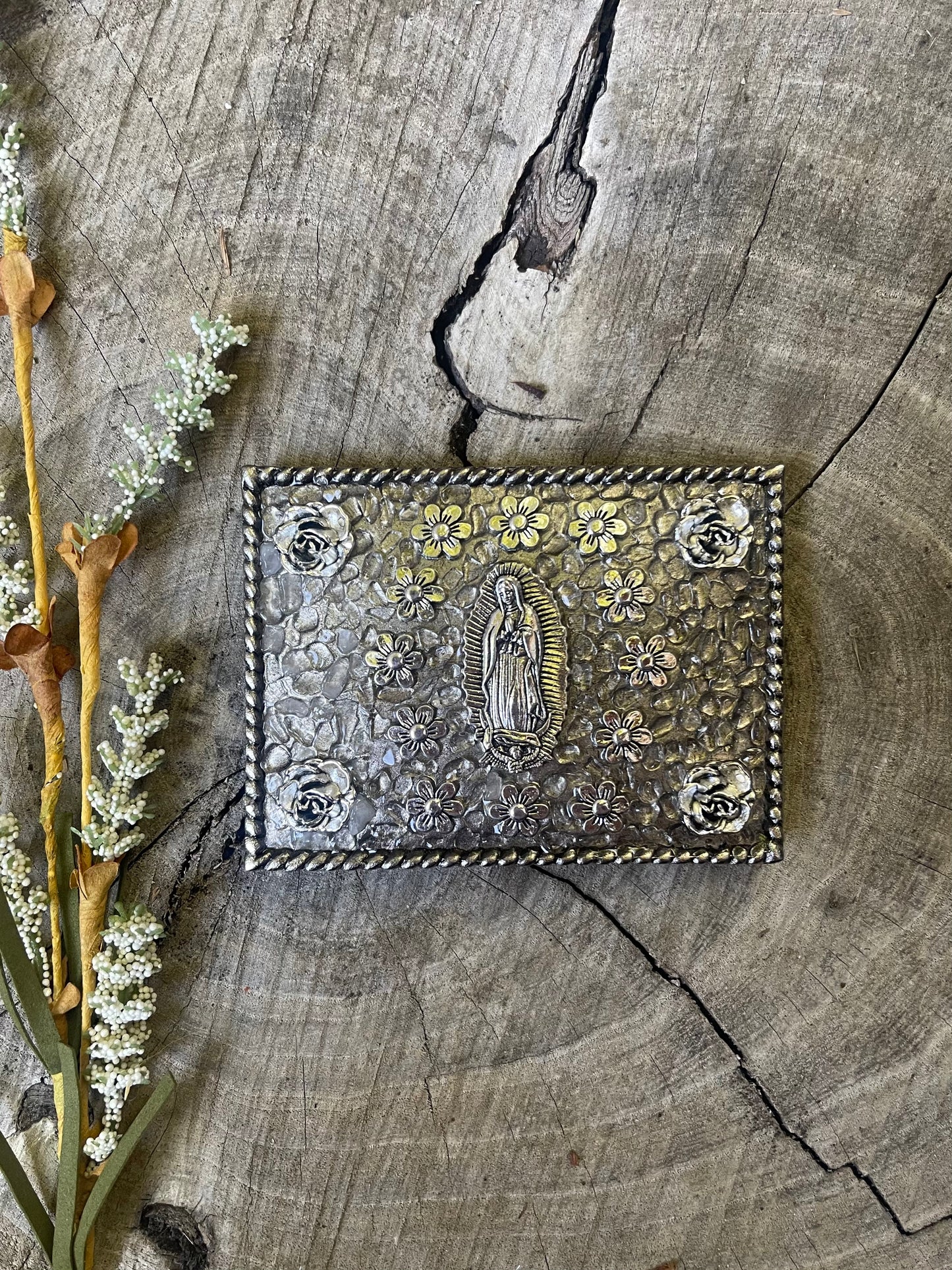 Muchachita de Ojos Claros